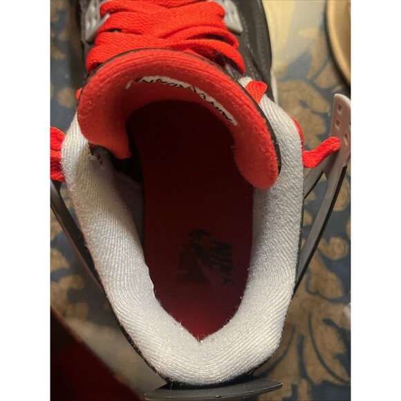 Air Jordan 4 Retro OG Bred 5Y Youth – Black Red GS Sneakers 408452-060 - Picture 7 of 8